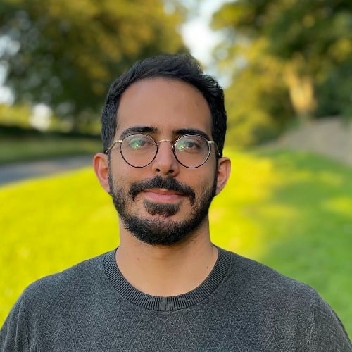 نافذ الدقاق