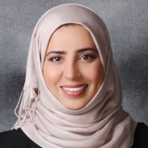 نادية كمالي